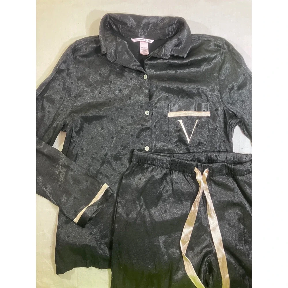 Victorias Secret Black Polka Dot Satin Pajama Set Long Sleeve Button Down‎ Small